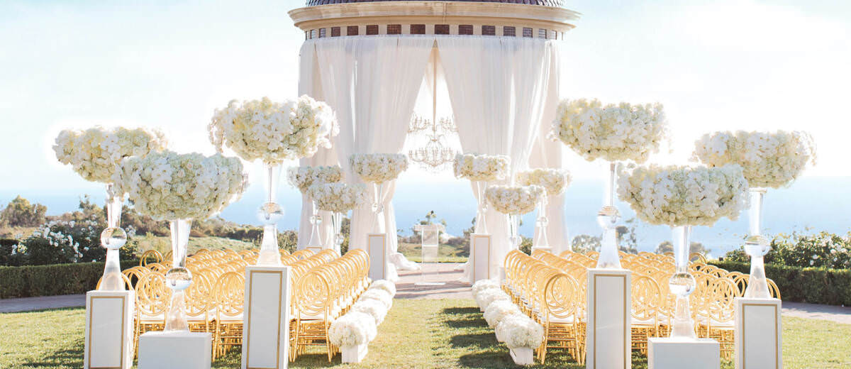 luxury wedding venue Pelican Hill Resort